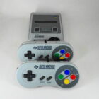 Super Nintendo Classic Mini - Med 2 Controller