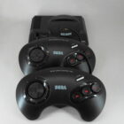 Sega Mega Drive Mini - Med 2 Controller